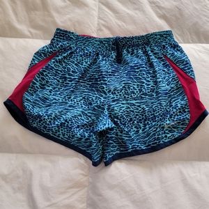 Nike Girls Blue running shorts size M 5/6 leopard print
